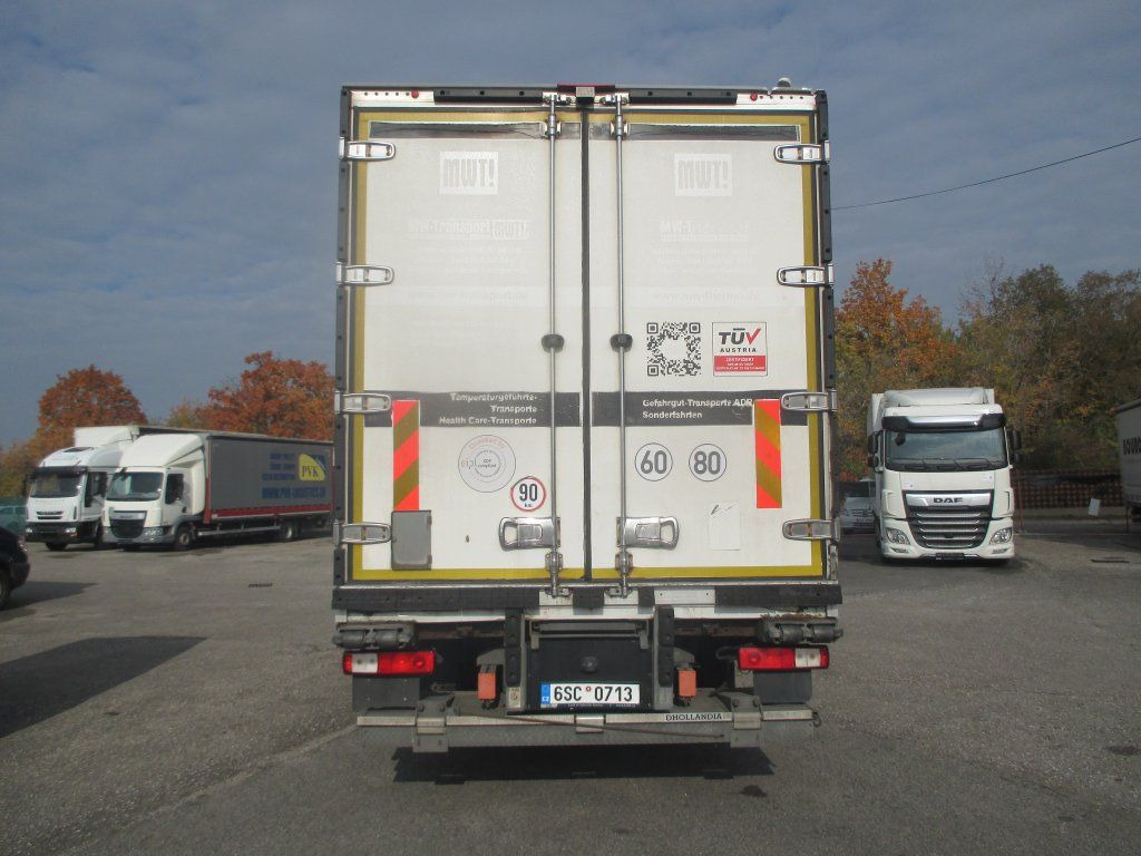 Renault D18 320 - Xe tải đông lạnh: hình 5 Renault D18 320 - Xe tải đông lạnh: hình 5