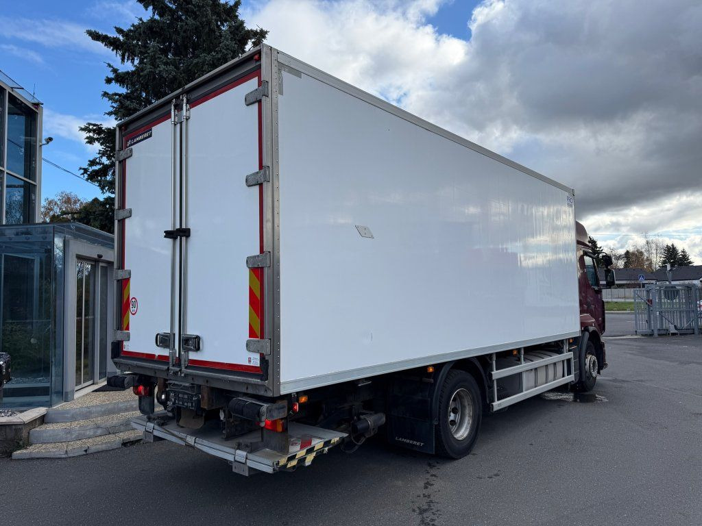 Renault Premium 460 - Xe tải đông lạnh: hình 4 Renault Premium 460 - Xe tải đông lạnh: hình 4