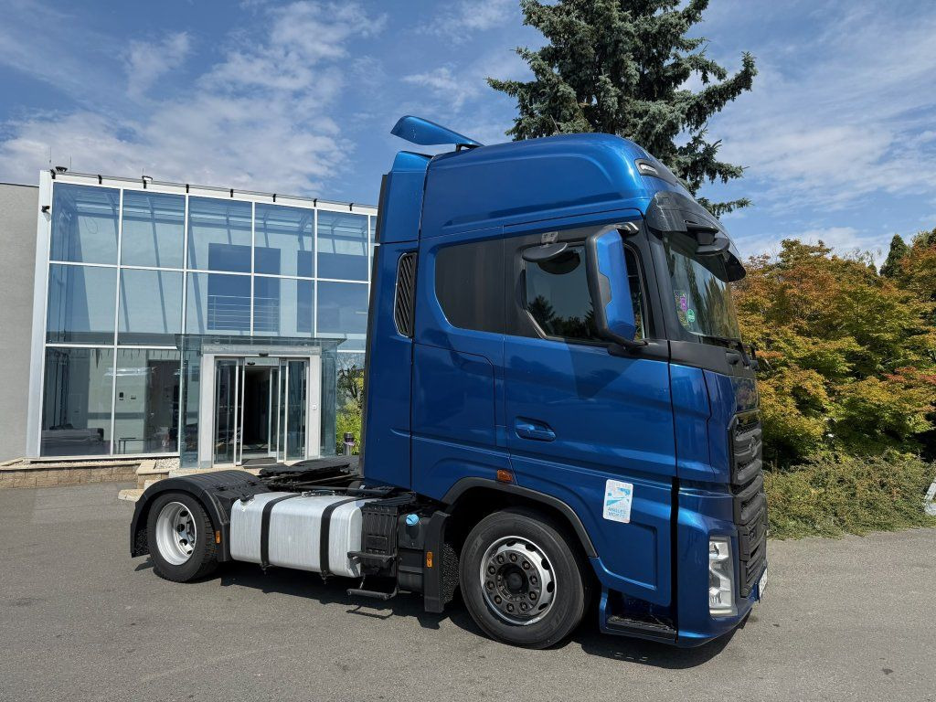 Ford F-MAX EURO 6 - Xe đầu kéo: hình 3 Ford F-MAX EURO 6 - Xe đầu kéo: hình 3