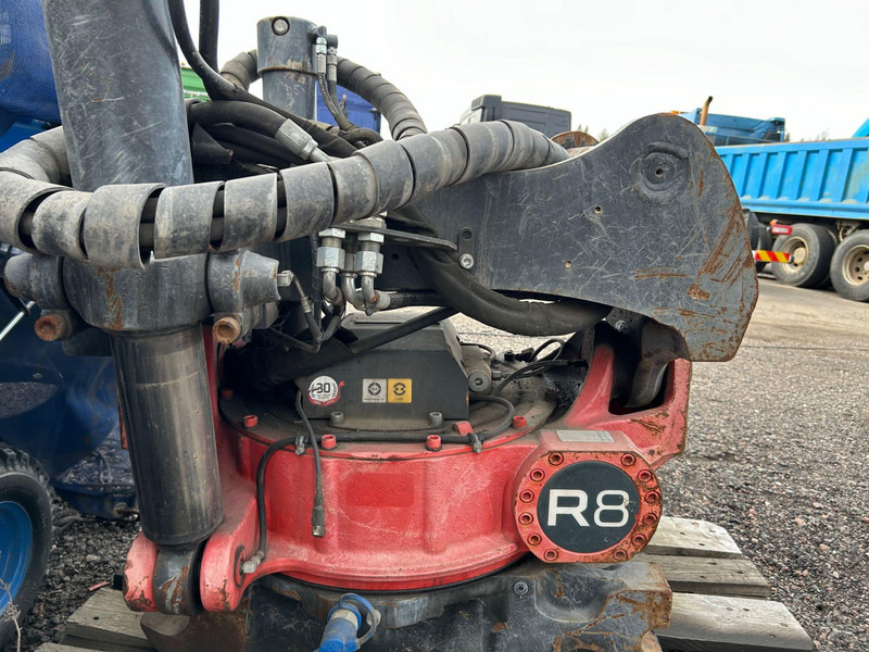 ROTOTILT R8 - Đính kèm cho Máy móc xây dựng: hình 1 ROTOTILT R8 - Đính kèm cho Máy móc xây dựng: hình 1