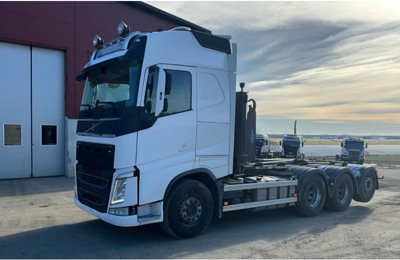Volvo FH 540 / 8x4 / HIDASTIN / TULOSSA - Xe tải nâng móc: hình 1 Volvo FH 540 / 8x4 / HIDASTIN / TULOSSA - Xe tải nâng móc: hình 1