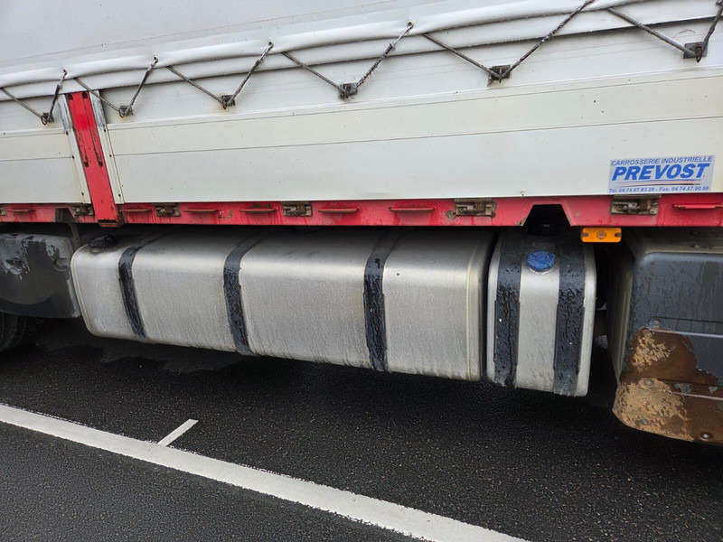 Renault Premium 460dxi - Xe tải thùng mui bạt: hình 4 Renault Premium 460dxi - Xe tải thùng mui bạt: hình 4