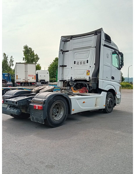 Mercedes-Benz Actros 1848 - noise in engine - Xe đầu kéo: hình 4 Mercedes-Benz Actros 1848 - noise in engine - Xe đầu kéo: hình 4