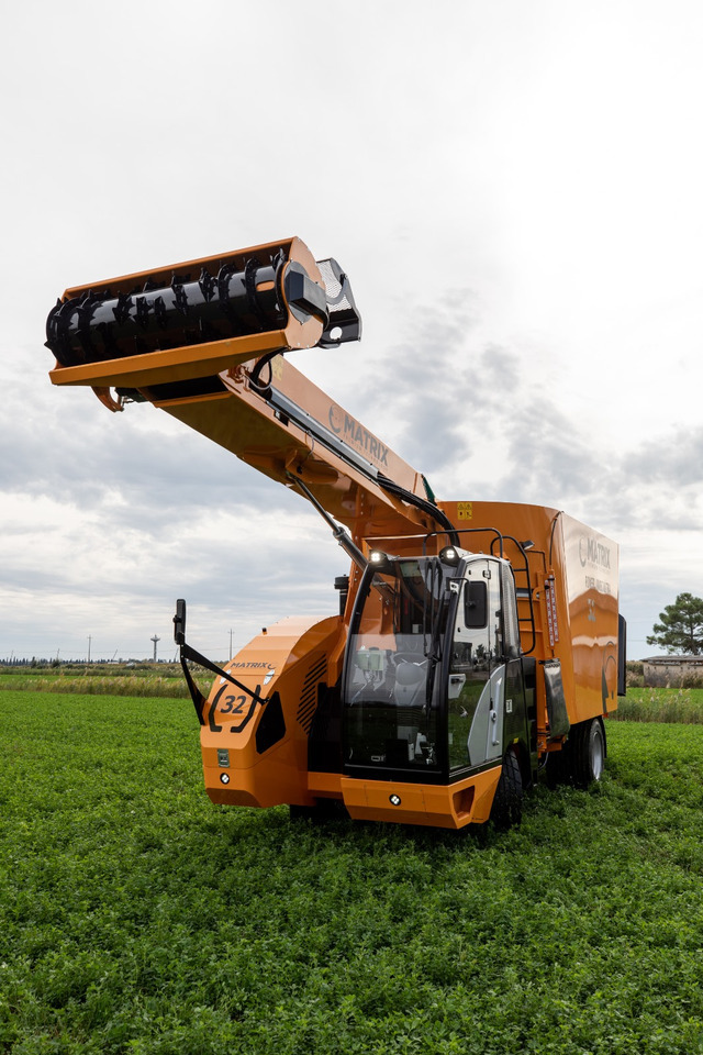 ITALMIX MATRIX ROVER JUMBO ULTRA - Xe trộn thức ăn gia súc: hình 3 ITALMIX MATRIX ROVER JUMBO ULTRA - Xe trộn thức ăn gia súc: hình 3