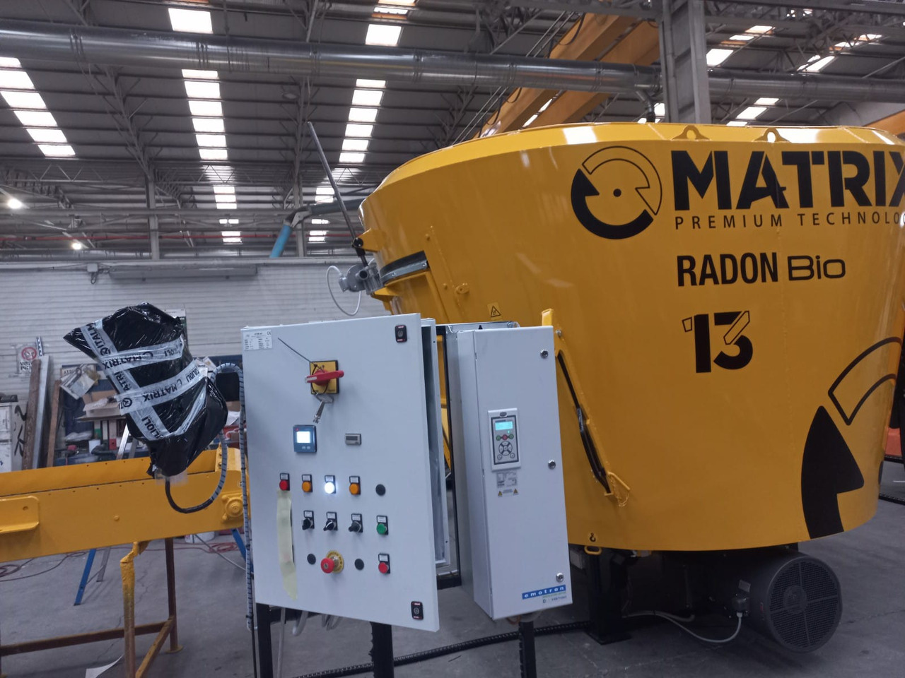 Italmix matrix radon bio elettric - Xe trộn thức ăn gia súc: hình 3 Italmix matrix radon bio elettric - Xe trộn thức ăn gia súc: hình 3