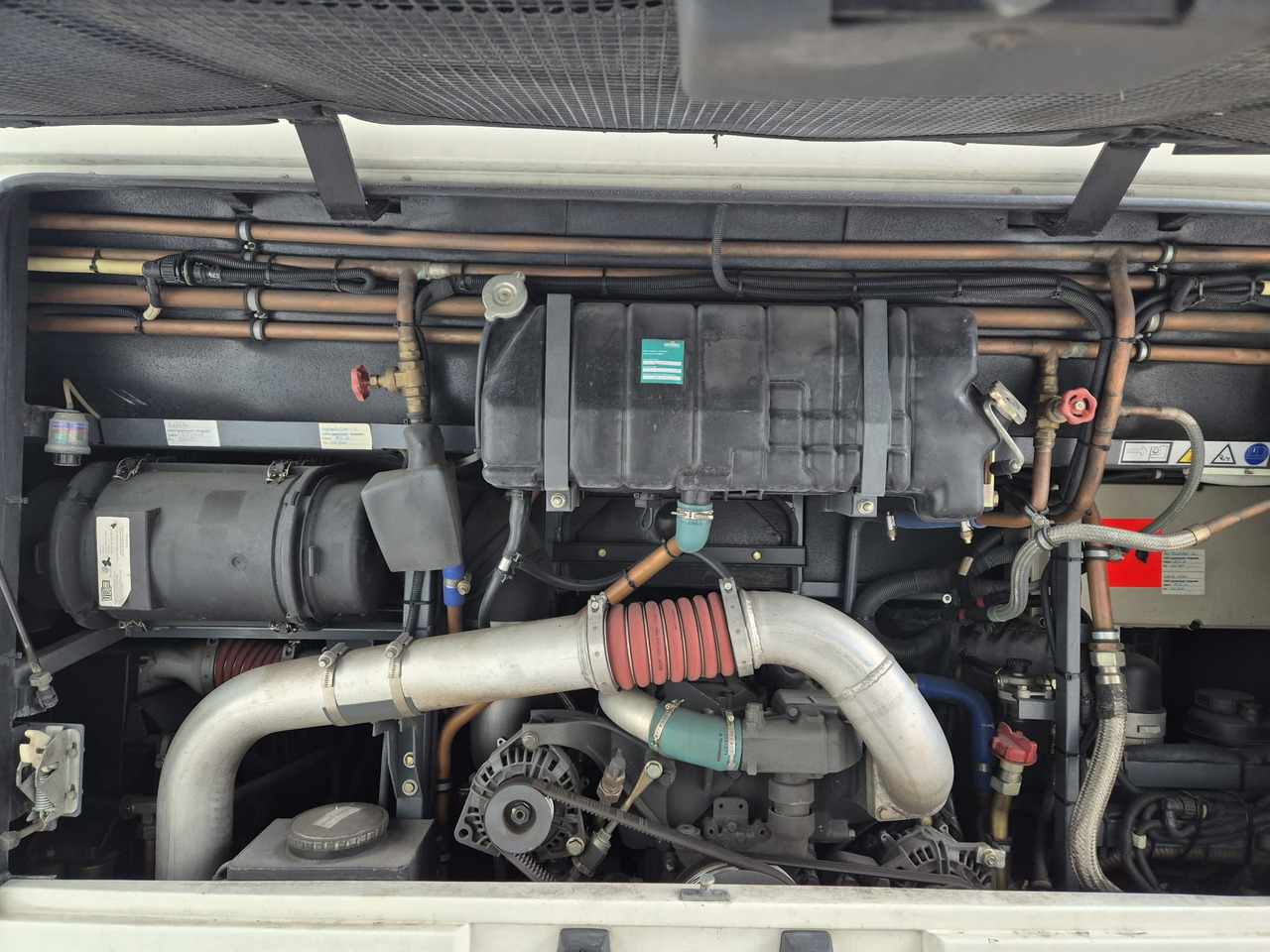 BOVA FUTURA 365 PR 4X2 - Xe đò: hình 5 BOVA FUTURA 365 PR 4X2 - Xe đò: hình 5