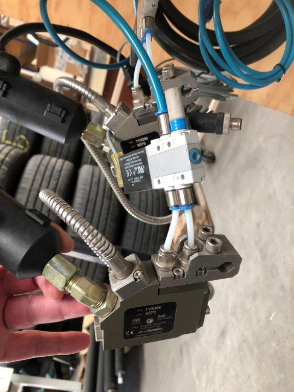 Dynatec Quattro Challenger glue melter with two application nozzles Dy 2002 control unit for 8 channels - Thiết bị in ấn: hình 5 Dynatec Quattro Challenger glue melter with two application nozzles Dy 2002 control unit for 8 channels - Thiết bị in ấn: hình 5