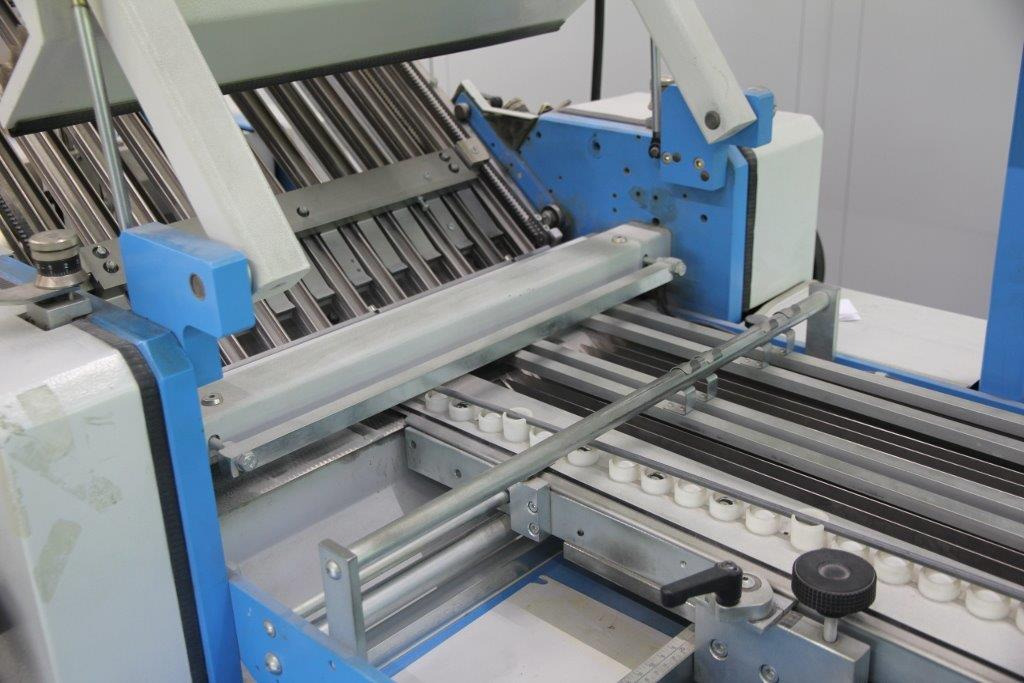 GUK K 49-4-F4 combination folding machine - Máy gấp giấy: hình 4 GUK K 49-4-F4 combination folding machine - Máy gấp giấy: hình 4