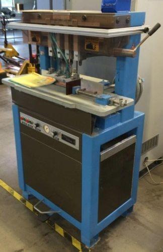 Josef Foellmer IRAM 400-4 four spindle paper drilling machine - Thiết bị in ấn: hình 1 Josef Foellmer IRAM 400-4 four spindle paper drilling machine - Thiết bị in ấn: hình 1