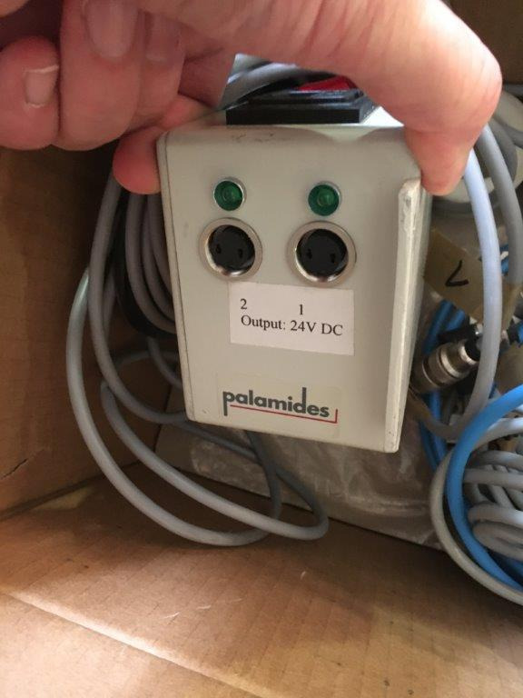 Palamides TK-30 clock perforating head - Máy gấp giấy: hình 2 Palamides TK-30 clock perforating head - Máy gấp giấy: hình 2