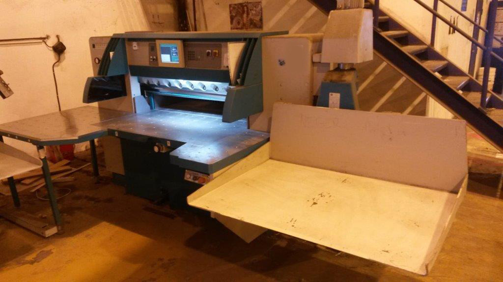Perfecta 132 TVC cutting machine with lift - Máy cắt giấy: hình 1 Perfecta 132 TVC cutting machine with lift - Máy cắt giấy: hình 1