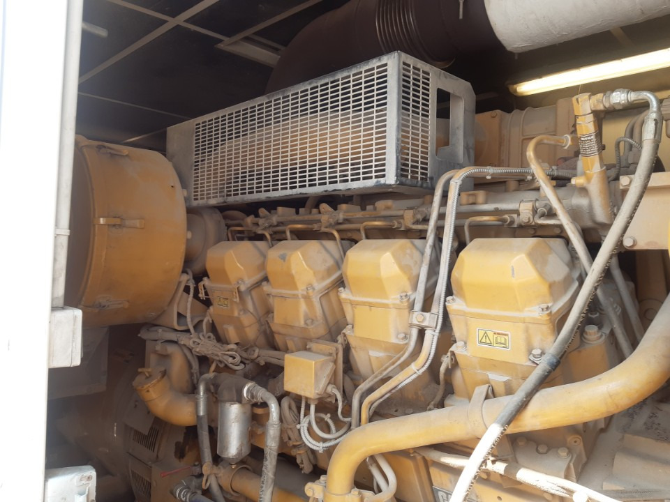 CATERPILLAR 3508 1100 kVa - Bộ phát điện: hình 3 CATERPILLAR 3508 1100 kVa - Bộ phát điện: hình 3