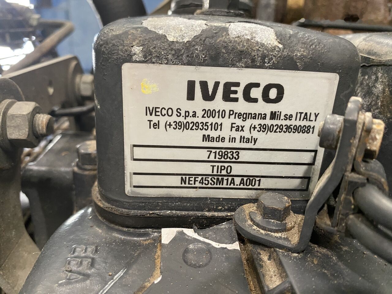 IVECO 60 kVa - Bộ phát điện: hình 4 IVECO 60 kVa - Bộ phát điện: hình 4