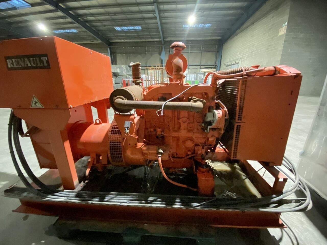 Perkins 50 kVa - Bộ phát điện: hình 4 Perkins 50 kVa - Bộ phát điện: hình 4