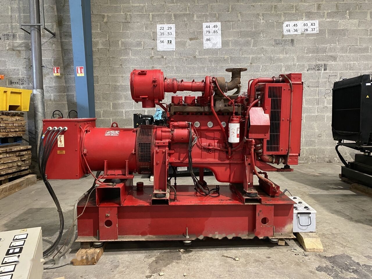 SDMO 110 kVa - Bộ phát điện: hình 2 SDMO 110 kVa - Bộ phát điện: hình 2