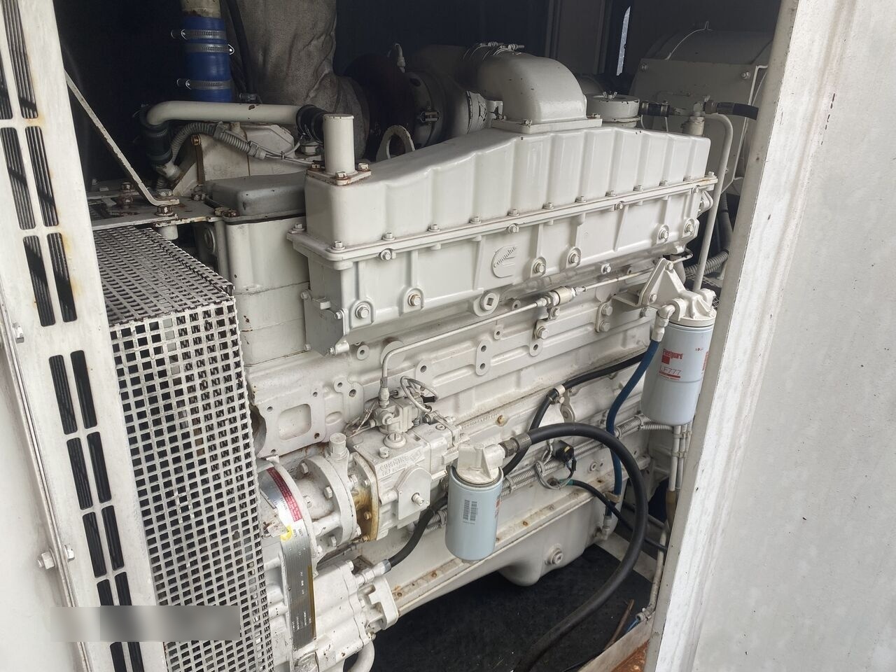 SDMO 330 kVa Cummins - Bộ phát điện: hình 2 SDMO 330 kVa Cummins - Bộ phát điện: hình 2