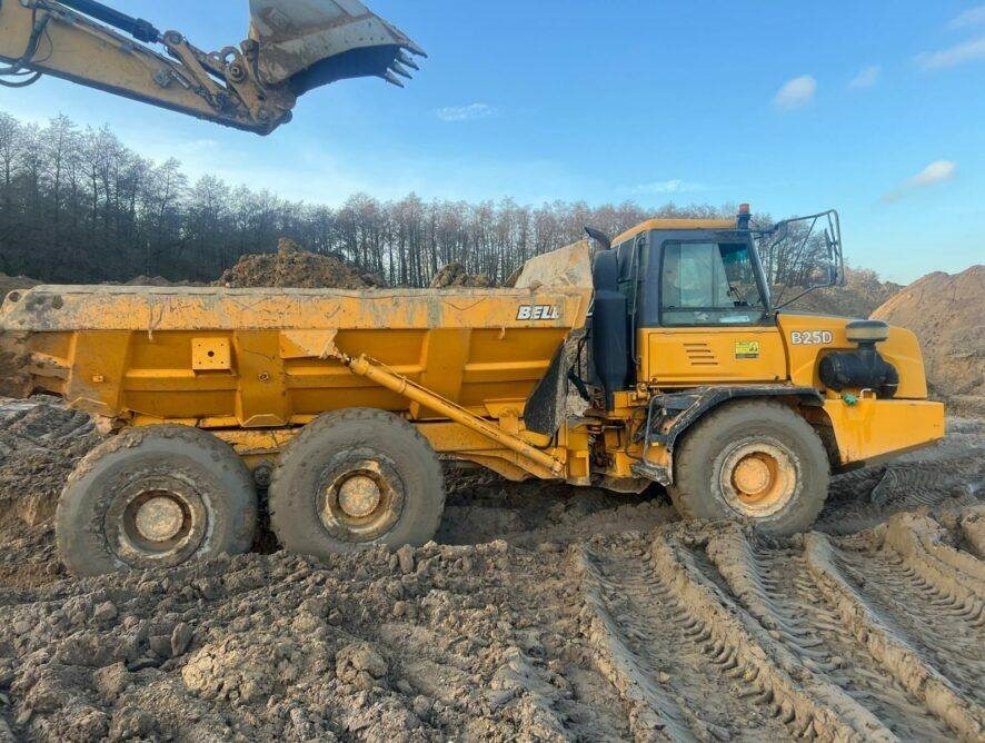 Bell B25D - Xe ben đổ có khớp nối: hình 1 Bell B25D - Xe ben đổ có khớp nối: hình 1