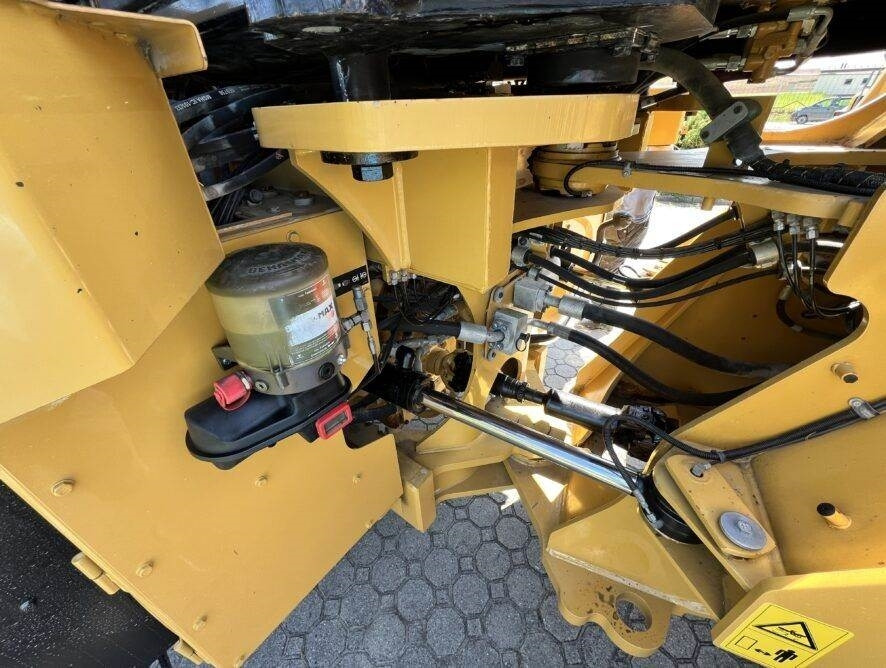 Máy xúc lật bánh lốp CAT 966M: hình 17
