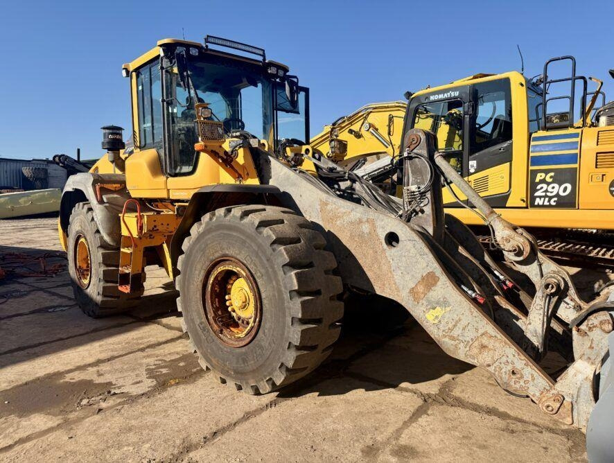 Volvo L110H  - Máy xúc lật bánh lốp: hình 2 Volvo L110H  - Máy xúc lật bánh lốp: hình 2