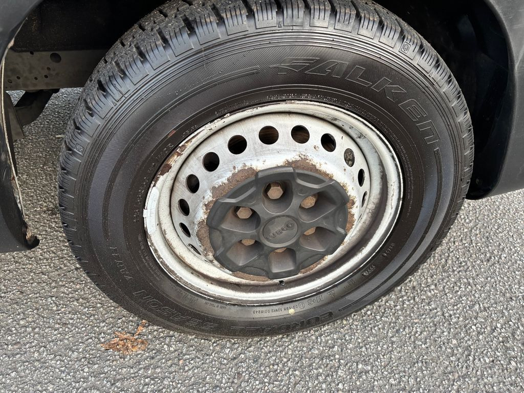 Xe van chở hàng Iveco Daily 35S130 Klima Iveco Daily 35S130 Klima: hình 8 Xe van chở hàng Iveco Daily 35S130 Klima Iveco Daily 35S130 Klima: hình 8