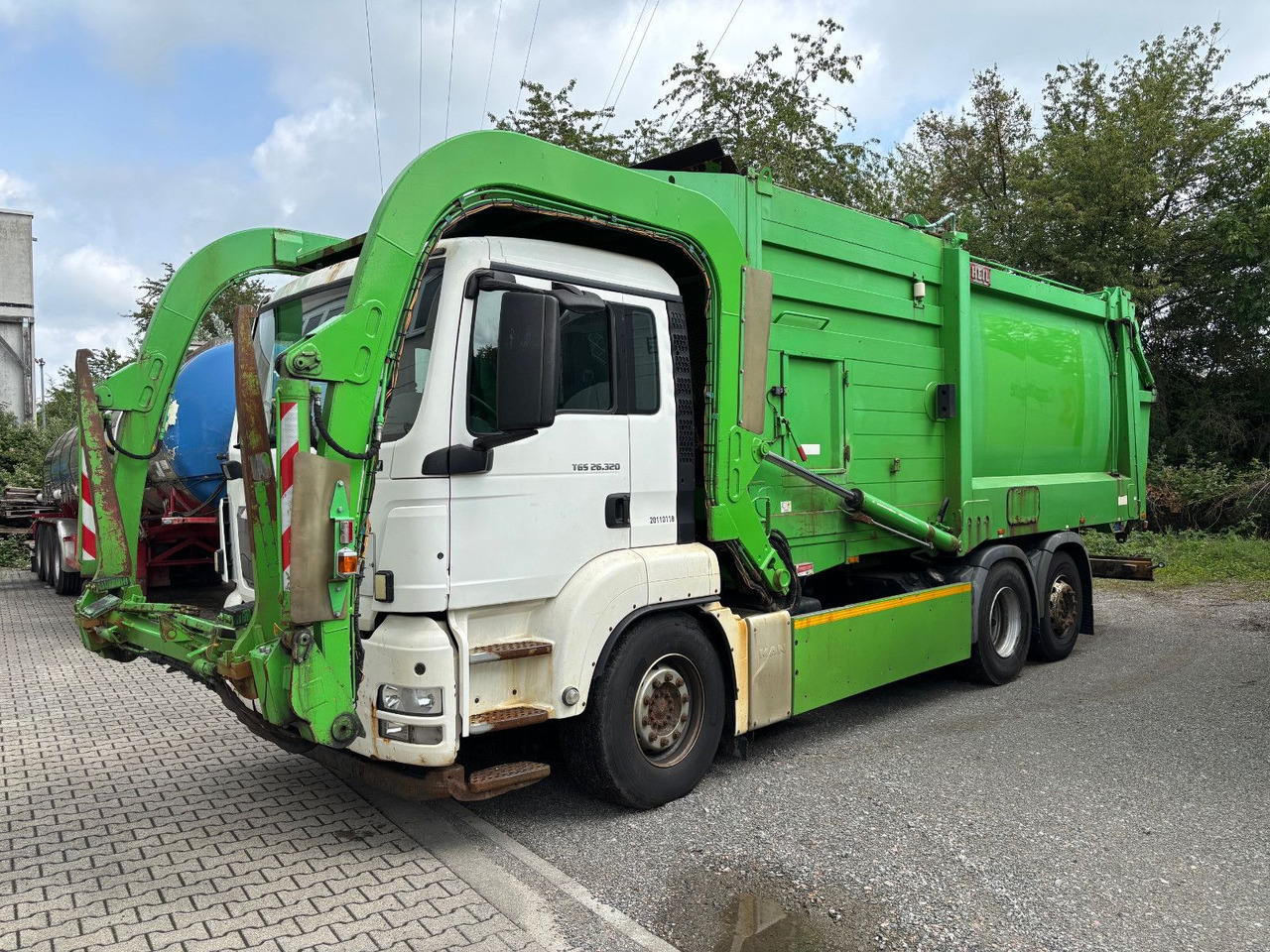 MAN TGS 26.320 EEV Heil Aufbau/Frontlader/Lift - Xe tải chở rác: hình 1 MAN TGS 26.320 EEV Heil Aufbau/Frontlader/Lift - Xe tải chở rác: hình 1