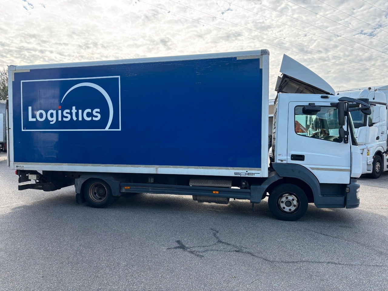 Mercedes-Benz Atego 821 Luft/LBW/EU6/Klima/Navi - Xe tải nhỏ thùng kín: hình 4 Mercedes-Benz Atego 821 Luft/LBW/EU6/Klima/Navi - Xe tải nhỏ thùng kín: hình 4