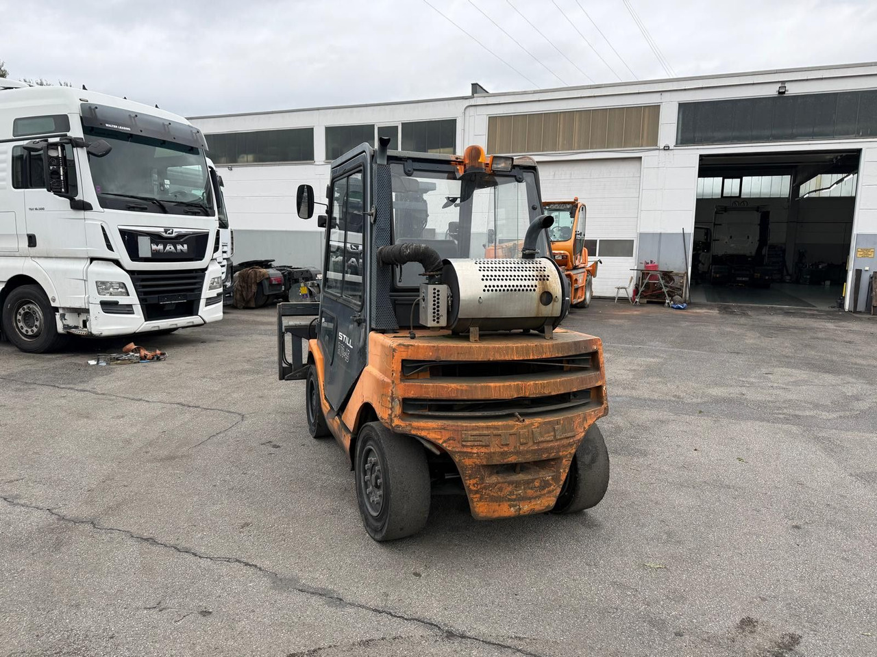 Still R 70-45 Diesel/Kabine/Lange Gabel - Xe nâng diesel: hình 5 Still R 70-45 Diesel/Kabine/Lange Gabel - Xe nâng diesel: hình 5