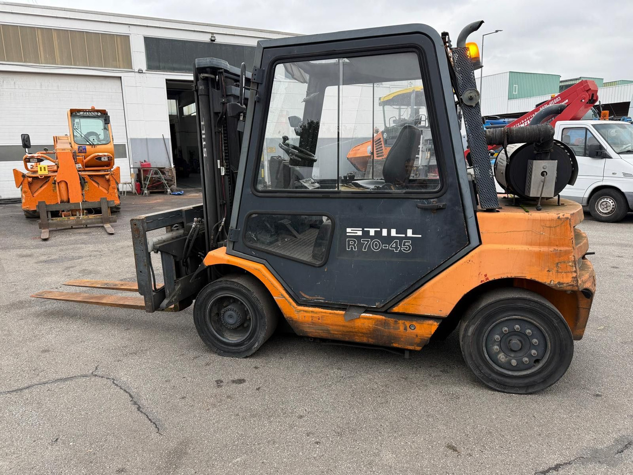 Still R 70-45 Diesel/Kabine/Lange Gabel - Xe nâng diesel: hình 2 Still R 70-45 Diesel/Kabine/Lange Gabel - Xe nâng diesel: hình 2