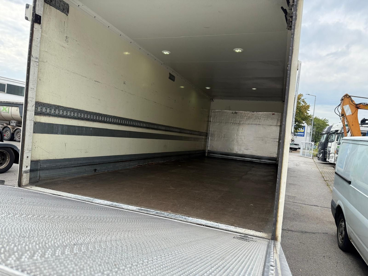 Walther Kamera/LBW/Luft/Scheiben - Rơ moóc hộp kín: hình 5 Walther Kamera/LBW/Luft/Scheiben - Rơ moóc hộp kín: hình 5