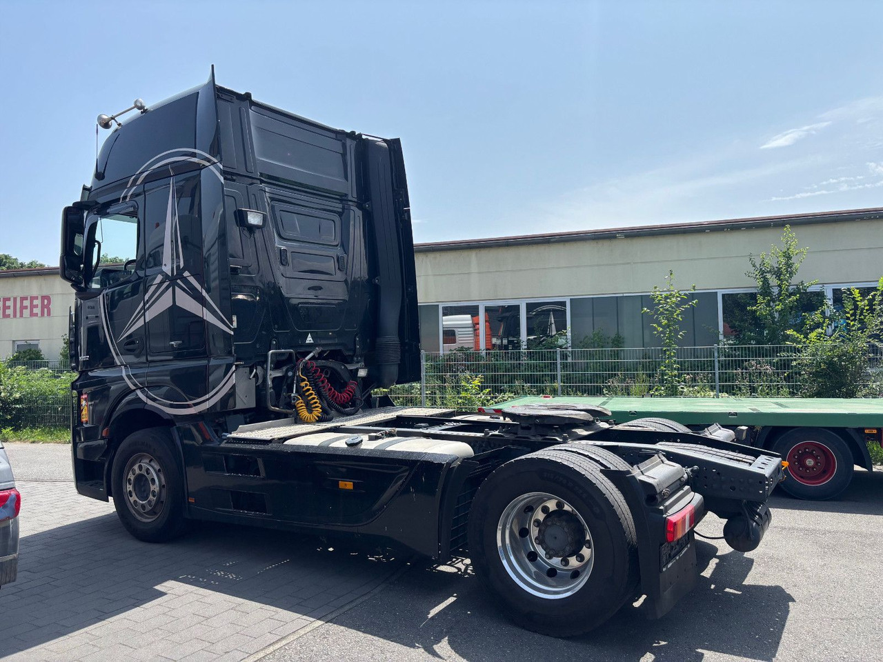 Mercedes-Benz Actros 1852 Giga Space/Alu Felgen/Retarder - Xe đầu kéo: hình 4 Mercedes-Benz Actros 1852 Giga Space/Alu Felgen/Retarder - Xe đầu kéo: hình 4