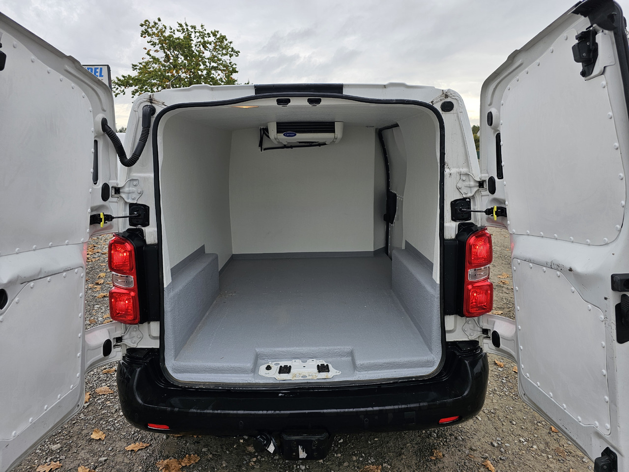 Citroen JUMPY CHLODNIA MROZNIA CARRIER+230V KLIMA NAVI EURO6 - Xe van đông lạnh: hình 1 Citroen JUMPY CHLODNIA MROZNIA CARRIER+230V KLIMA NAVI EURO6 - Xe van đông lạnh: hình 1