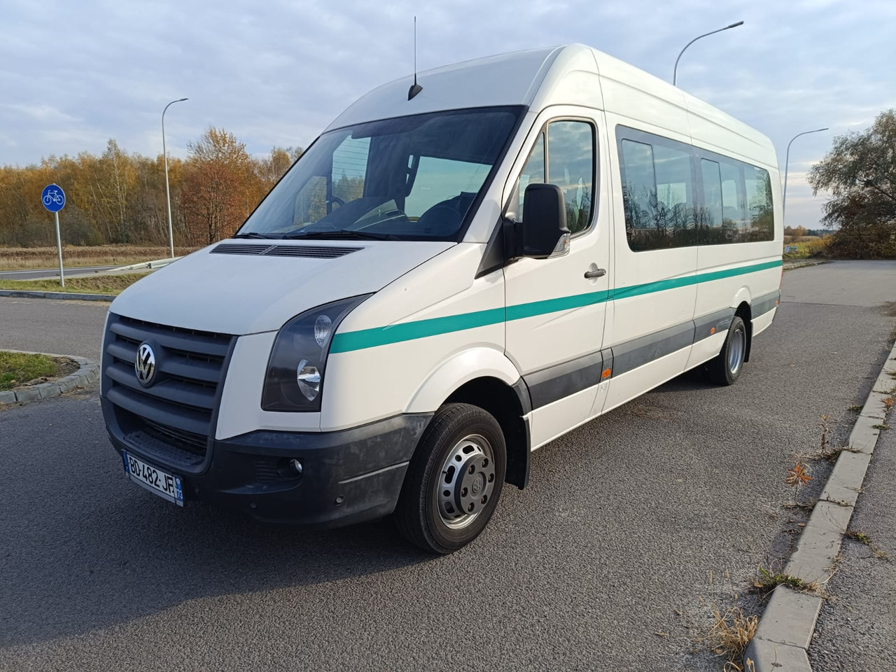 VOLKSWAGEN CRAFTER 23 OSOBY KLIMA WEBASTO KAMERA RETARDER HAK EURO5 - Xe đò: hình 3 VOLKSWAGEN CRAFTER 23 OSOBY KLIMA WEBASTO KAMERA RETARDER HAK EURO5 - Xe đò: hình 3