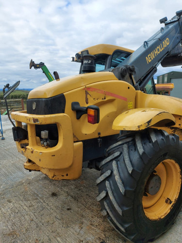 2000 New Holland LM420 - Xe nhấc hình viễn vọng kính: hình 4 2000 New Holland LM420 - Xe nhấc hình viễn vọng kính: hình 4