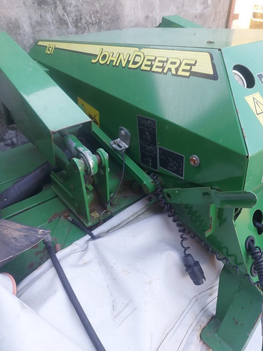 John Deere 131 - Máy cắt cỏ: hình 5 John Deere 131 - Máy cắt cỏ: hình 5