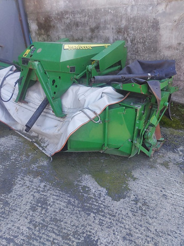 John Deere 131 - Máy cắt cỏ: hình 4 John Deere 131 - Máy cắt cỏ: hình 4