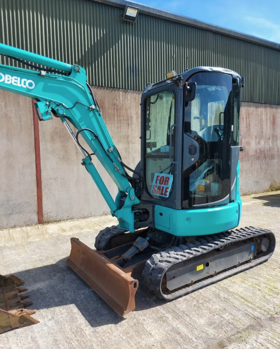 KOBELCO SK28SR-6 - Máy xúc mini: hình 3 KOBELCO SK28SR-6 - Máy xúc mini: hình 3