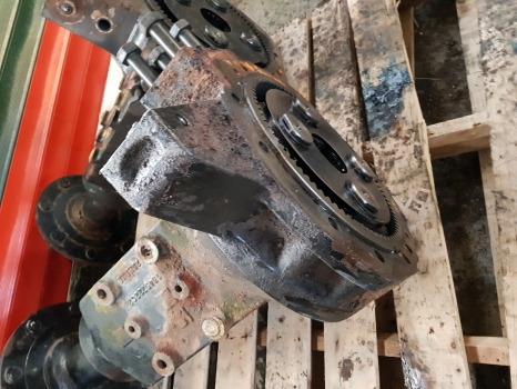 Trục sau Case 5120, 5130, 5240, 5150 Rear Half Axle Lhs Complete 1345722c2, 1345972c1,: hình 8