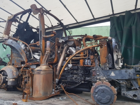Case Maxxum 145 Front, Rear Axle, Engine, Transmission, Hydraulic Parts Nut - Trục và các bộ phận cho Máy cày: hình 1 Case Maxxum 145 Front, Rear Axle, Engine, Transmission, Hydraulic Parts Nut - Trục và các bộ phận cho Máy cày: hình 1