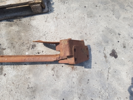 Case Mx110, Mx120, Mx135 Maxxum Lift Arm Lhs Assy 255469a1, 248786a2, 220971a2 - Hệ thống treo: hình 4 Case Mx110, Mx120, Mx135 Maxxum Lift Arm Lhs Assy 255469a1, 248786a2, 220971a2 - Hệ thống treo: hình 4