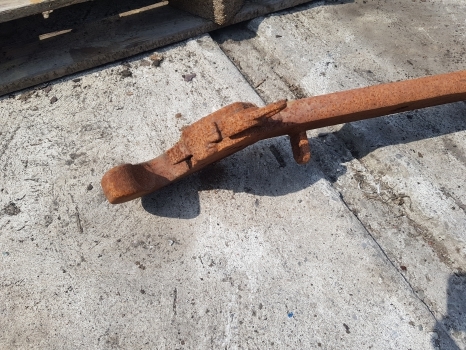 Case Mx110, Mx120, Mx135 Maxxum Lift Arm Lhs Assy 255469a1, 248786a2, 220971a2 - Hệ thống treo: hình 3 Case Mx110, Mx120, Mx135 Maxxum Lift Arm Lhs Assy 255469a1, 248786a2, 220971a2 - Hệ thống treo: hình 3