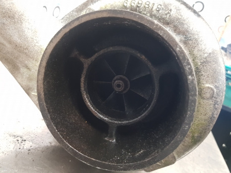 Caterpillar 966g Ii Engine Turbocharger 0r9959, 1855732 - Hệ thống xả: hình 5 Caterpillar 966g Ii Engine Turbocharger 0r9959, 1855732 - Hệ thống xả: hình 5