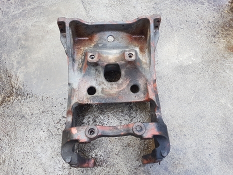 Claas Arion 640, 460, 430, Ares Front Axle Support Bolster 0011223581, 11020370 - Trục trước cho Máy móc nông nghiệp: hình 5 Claas Arion 640, 460, 430, Ares Front Axle Support Bolster 0011223581, 11020370 - Trục trước cho Máy móc nông nghiệp: hình 5
