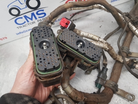 Claas Arion 640 A36 Engine Wiring Loom - Cáp/ Dây nịt cho Máy cày: hình 2 Claas Arion 640 A36 Engine Wiring Loom - Cáp/ Dây nịt cho Máy cày: hình 2