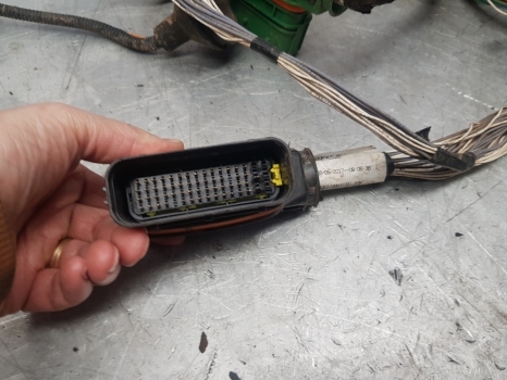 Claas Arion 640 Cab Wiring Loom 0021761573, 0022347451, 21761573, 22347451 - Cáp/ Dây nịt cho Máy cày: hình 2 Claas Arion 640 Cab Wiring Loom 0021761573, 0022347451, 21761573, 22347451 - Cáp/ Dây nịt cho Máy cày: hình 2