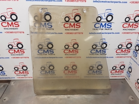 David Brown Case 1390, 1490, 1294, 1394 Cab Window Glass Left K303705 - Cửa sổ và phụ tùng cho Máy cày: hình 1 David Brown Case 1390, 1490, 1294, 1394 Cab Window Glass Left K303705 - Cửa sổ và phụ tùng cho Máy cày: hình 1