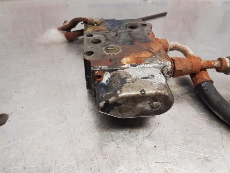 Deutz Dxbis110, 120, 140, 160 Hydraulic Spool Valve 04300357, 04304155 - Van thủy lực cho Máy cày: hình 4 Deutz Dxbis110, 120, 140, 160 Hydraulic Spool Valve 04300357, 04304155 - Van thủy lực cho Máy cày: hình 4