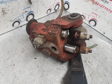 Fiat 115-90, 140-90, 160-90 Brake Pedals Linkage Complete 5110643, 5110653 - Phụ tùng phanh cho Máy cày: hình 5 Fiat 115-90, 140-90, 160-90 Brake Pedals Linkage Complete 5110643, 5110653 - Phụ tùng phanh cho Máy cày: hình 5