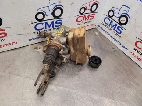Fiat F Series F120, F130, F140 Brake Master Cylinder 5145630, 5145631, 82003369 - Xi lanh phanh cho Máy móc nông nghiệp: hình 2 Fiat F Series F120, F130, F140 Brake Master Cylinder 5145630, 5145631, 82003369 - Xi lanh phanh cho Máy móc nông nghiệp: hình 2