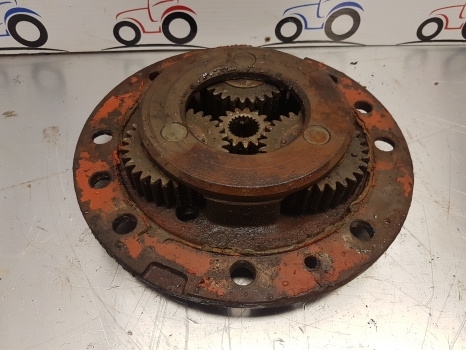 Ford 10 Series Carraro Hub Cover Assembly Car115643, 9968080, Car120836, N13513 - Ổ bánh lái cho Máy cày: hình 1 Ford 10 Series Carraro Hub Cover Assembly Car115643, 9968080, Car120836, N13513 - Ổ bánh lái cho Máy cày: hình 1