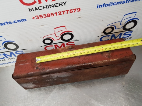 Ford 2000, 2600, 3000, 3600, 4000, 5000 Toolbox D3nn17005a11m, E3nn17005ab11m - Cabin và nội thất: hình 5 Ford 2000, 2600, 3000, 3600, 4000, 5000 Toolbox D3nn17005a11m, E3nn17005ab11m - Cabin và nội thất: hình 5